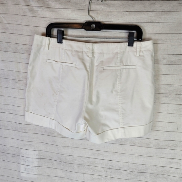 VINCE PLEATED ROLLED CUFF SHORTS, SZ 10 - Picture 8 of 13